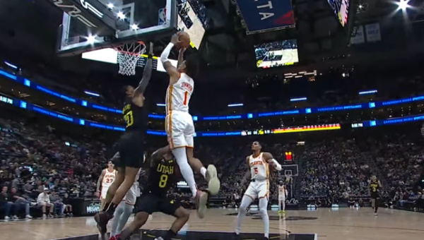 Gražiausias NBA nakties epizodas - efektinga „Hawks“ ataka (VIDEO)